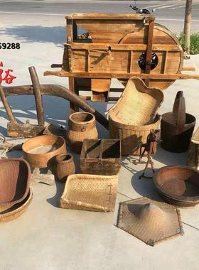 怀旧老手摇风车簸箕苇笠老牛拉木犁龙骨水车独轮手推车民俗老物件