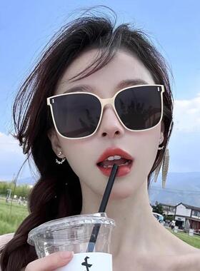 2025新款韩版高级感GM白色偏光墨镜女海边度假大框显脸小太阳镜男