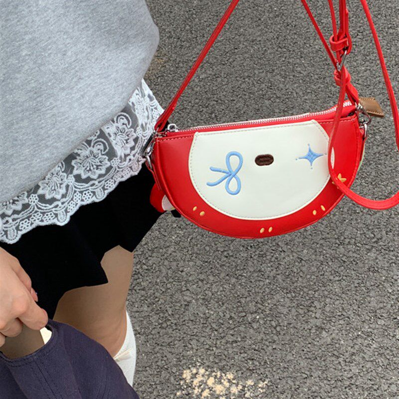 高颜值可爱迷你包包m女2025年新款小众设计儿童百搭单肩斜跨手拎
