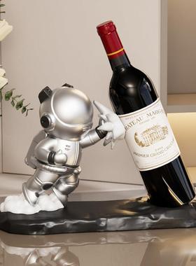 创意宇航员红酒架摆件轻奢高档客厅餐边柜酒柜家居装饰品乔迁礼物