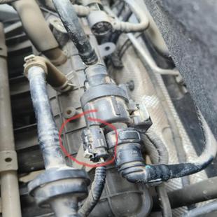 T33 国六碳罐电磁阀 B70 T55 X80 X40 B90 B50 一汽奔腾B30