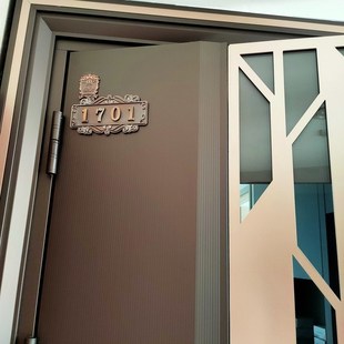 个性仿金属门牌号码牌家用轻奢自粘酒店包间房间号数字贴