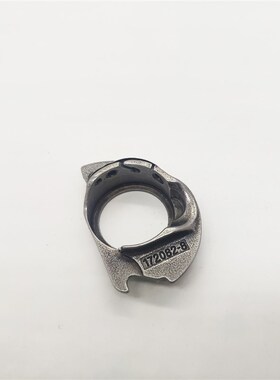 胜家多功能家用172082-8梭壳 银灰色铁质缝纫设备配件