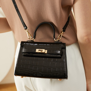 包包2025秋冬新款包包女包斜挎轻奢手提鳄鱼纹凯丽包牛皮小包