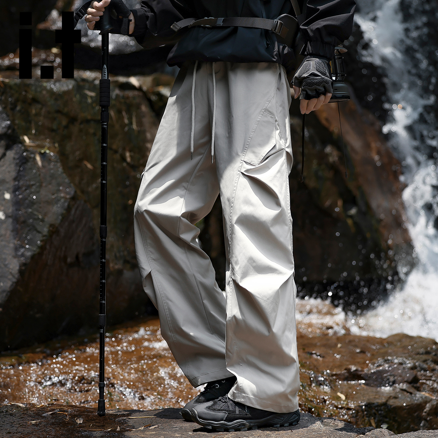 itizzue户外防泼水潮牌冲锋裤男