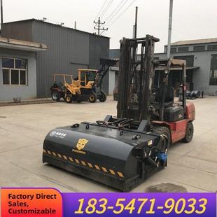 50型装载机安装扫路机边刷淋水 铲车改装2米扫地机厂区煤场清扫器