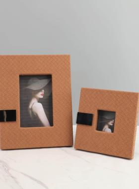 现代简约皮革相框摆台桌面卧室样板房设计师软装画框家居装饰摆件