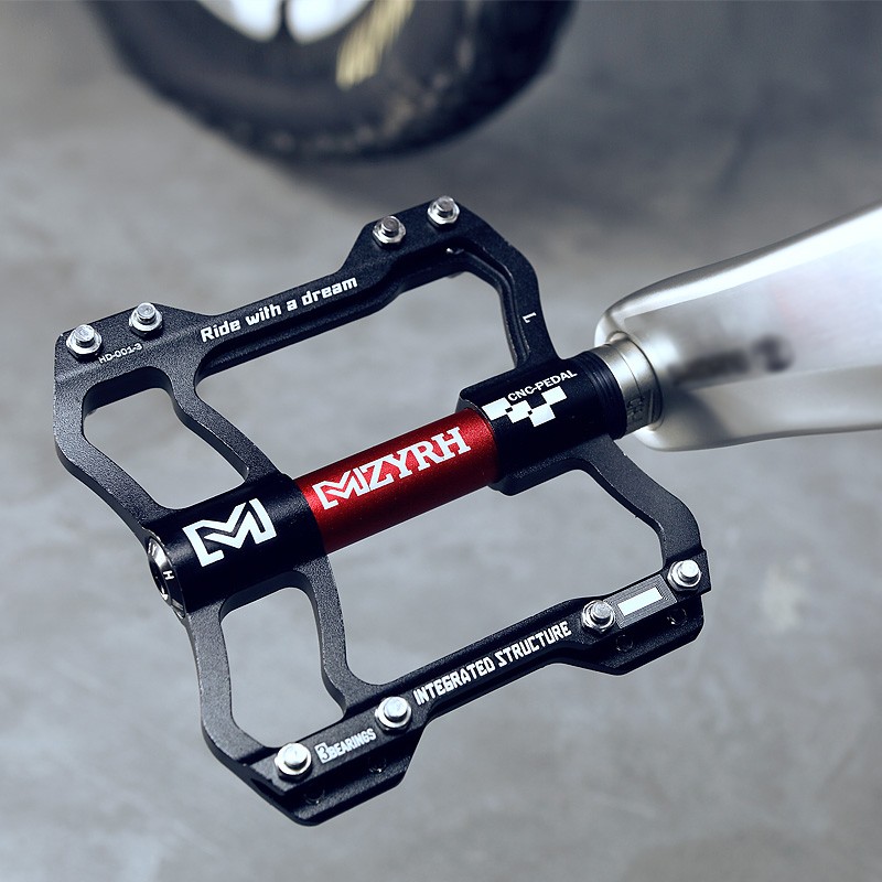 自行车脚踏板培林通用单车脚蹬子一对铝合金防滑山地车脚踏配件