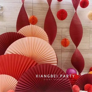 2025跨新年橱窗扇子折扇国风背景布置装饰公司前台年会装扮大纸扇