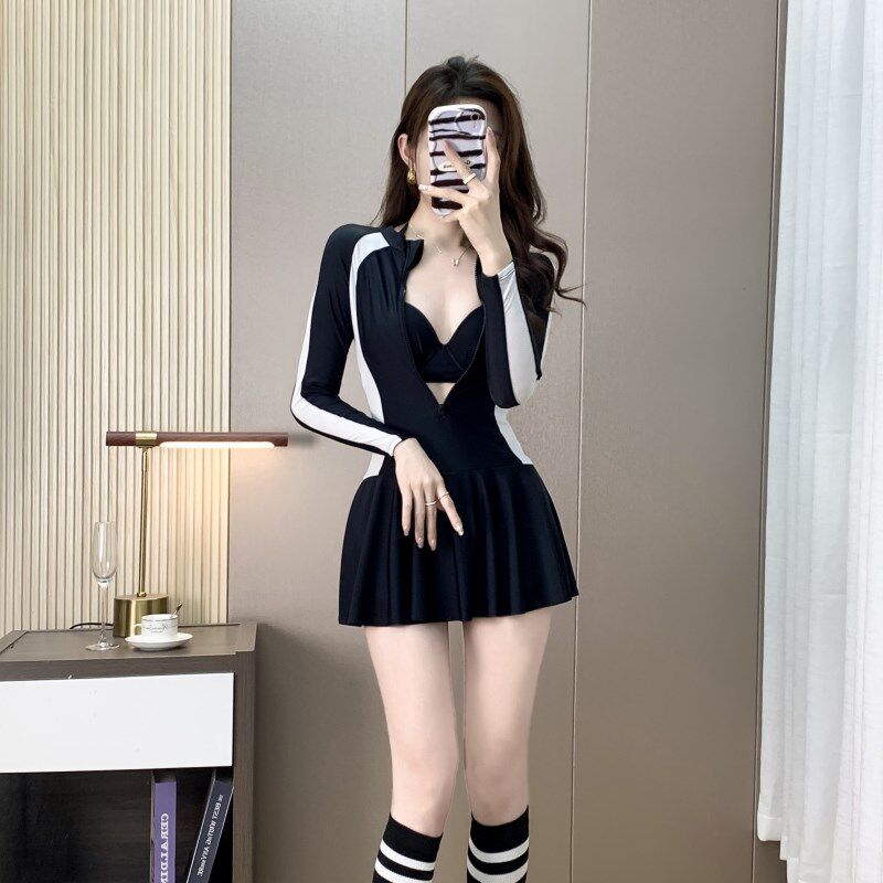 2024新款连体泳衣女遮肉显瘦微胖黑色长袖平角学生保守运动游泳衣