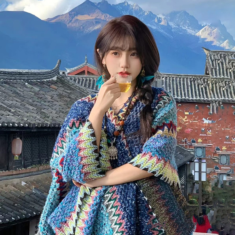 云南特色披肩女民族风丽江大理旅游拍照斗篷披风外搭时尚洋气围巾