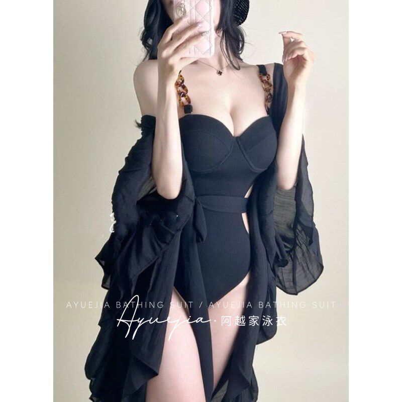 高级感时尚连体泳衣女2024新款小胸钢托黑色聚拢遮肚显瘦温泉度假