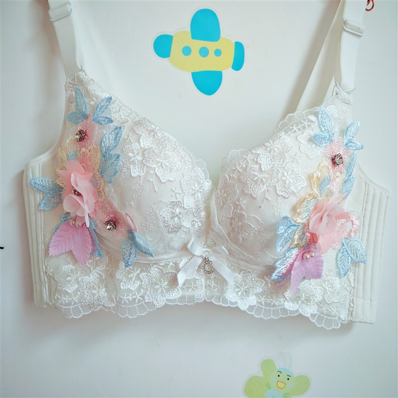 日系刺绣蕾丝内衣女小s胸聚拢显大收副乳防下垂调整型文胸罩