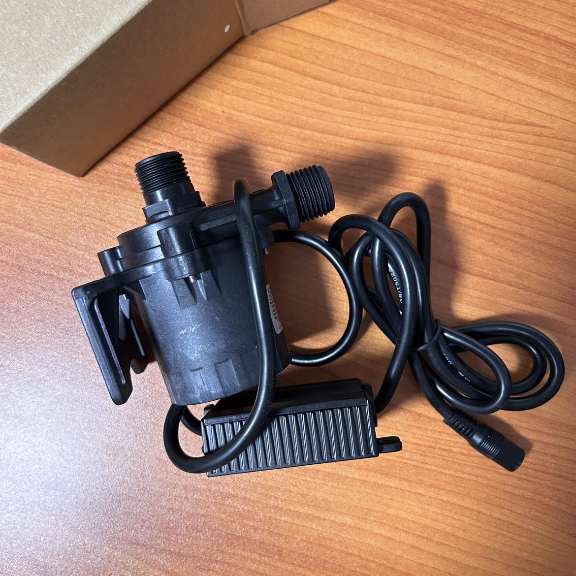 捷豹螺杆机水泵24V无刷直流增压泵DC50E-24150S100扬程15米太阳能