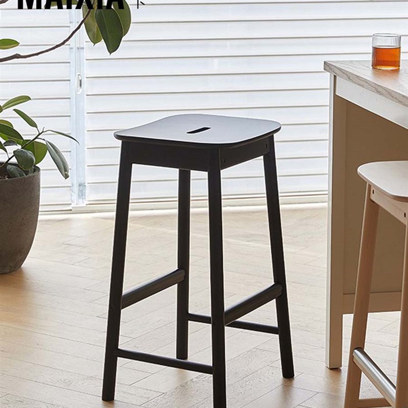 北欧设计师创意简约实木吧台椅子凳原木奶茶店咖啡厅酒吧高脚椅