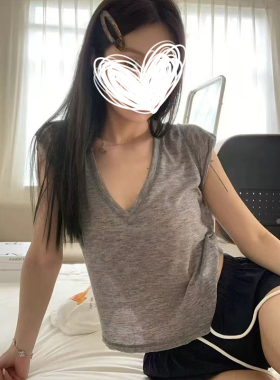MosesQueen魔西女王灰色微透v领短袖t恤夏季薄款纯欲辣妹短款上衣