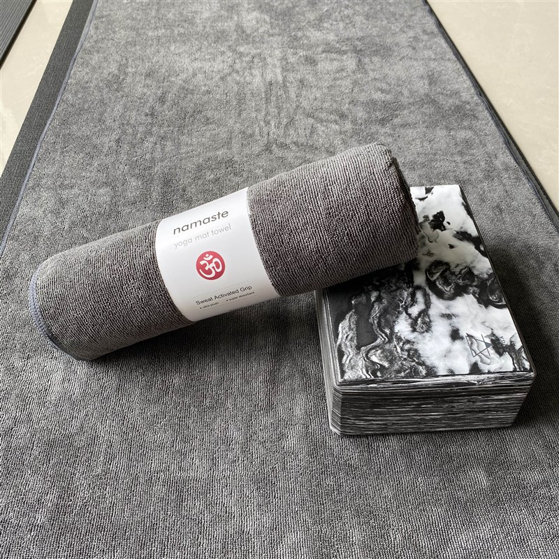 防滑瑜伽吸汗巾铺巾健身毛巾耐磨隔脏可机洗瑜伽毯加宽瑜伽垫毛巾