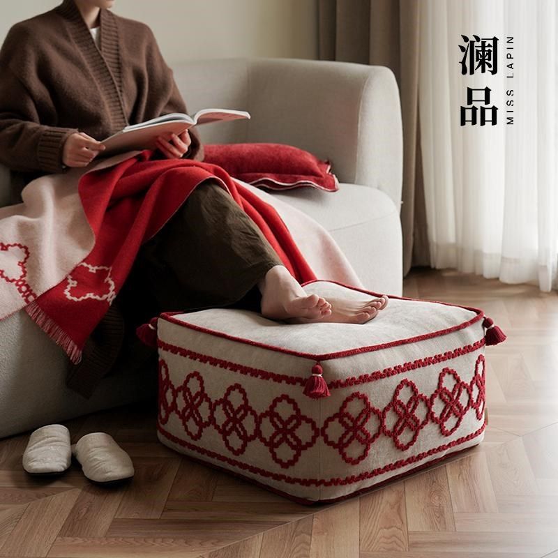 澜品红装立体绣花o绒感国潮蒲团坐墩客厅墩子坐垫凳沙发垫凳