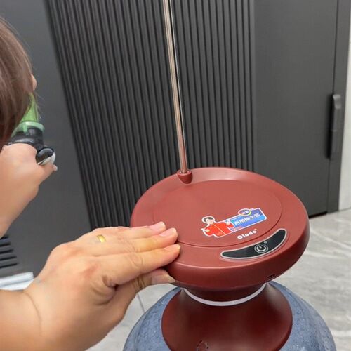 桶装水电动抽水器出租o房便携迷你托盘饮水机大桶水充电上水吸水