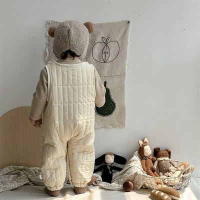 点兮冬季2024婴儿连体衣男女宝宝套装打底衫卡通超萌背带裤外出服