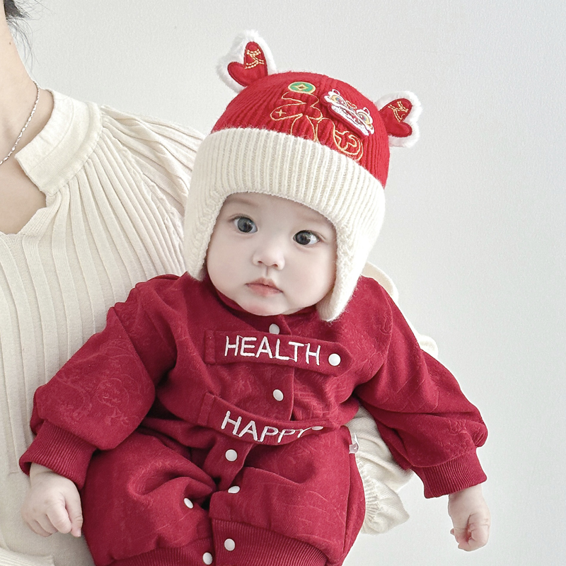 兔七宝婴儿帽子秋冬季红色护耳帽