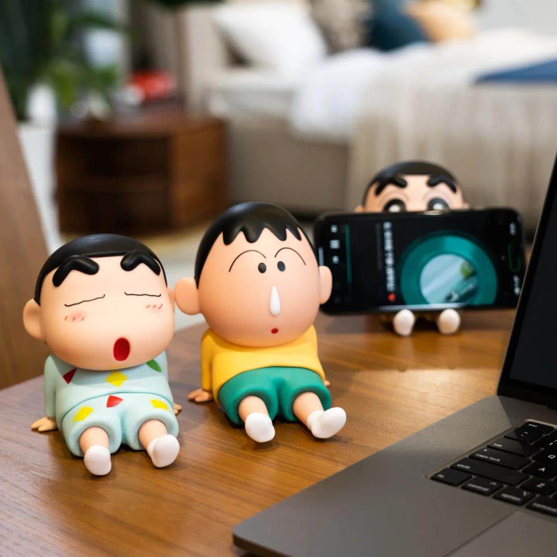 可爱蜡笔小新阿呆手机桌面支架懒人手机支撑家用模型装饰摆饰公仔