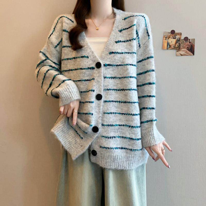 推荐宽松慵懒V领条纹针织开衫外套大码女装胖mm中长款遮屁股欧货