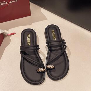 推荐高级感套趾平底凉拖鞋女夏外穿2025新款海边沙滩配裙子绝美一