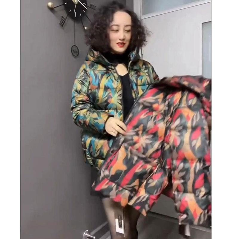 极速时尚妈妈装连帽拉链棉服外套女2026冬季新款宽松洋气印花面包