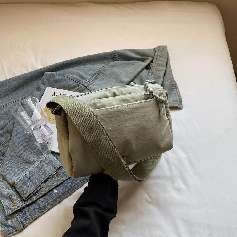 推荐腋下布包包女夏百搭2025新款简约单肩斜挎包运动休闲高级感小