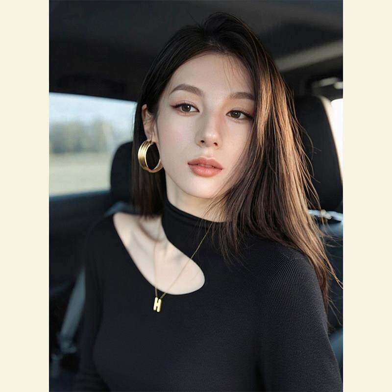 极速巨好看半高领挂脖毛衣女秋冬内搭中领打底衫法式掐腰露肩针织