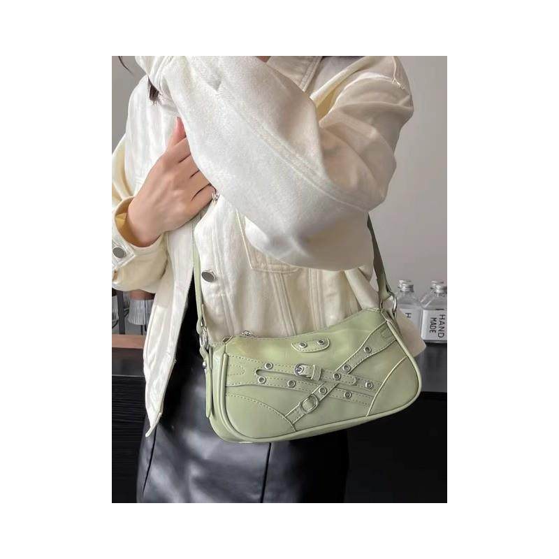 推荐高级感复古机车风绿色