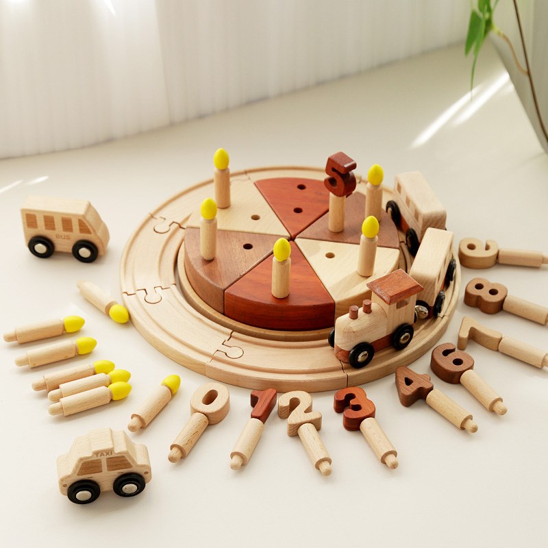 男女孩过家家玩具原木生日蛋糕火车轨道0-6儿童益智玩具数字积木