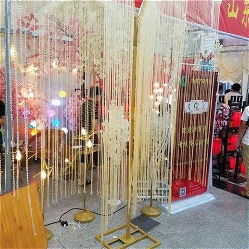 婚庆线帘吊顶银丝挂帘珠光门帘隔断不缠绕婚礼道具背景橱窗装饰