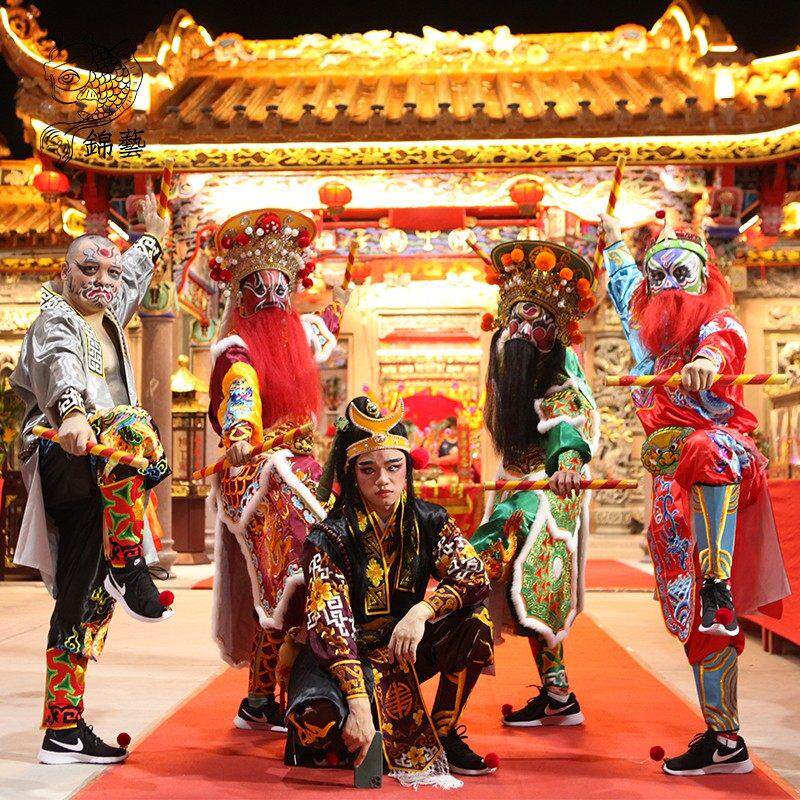艺成潮绣潮汕英歌舞队伍