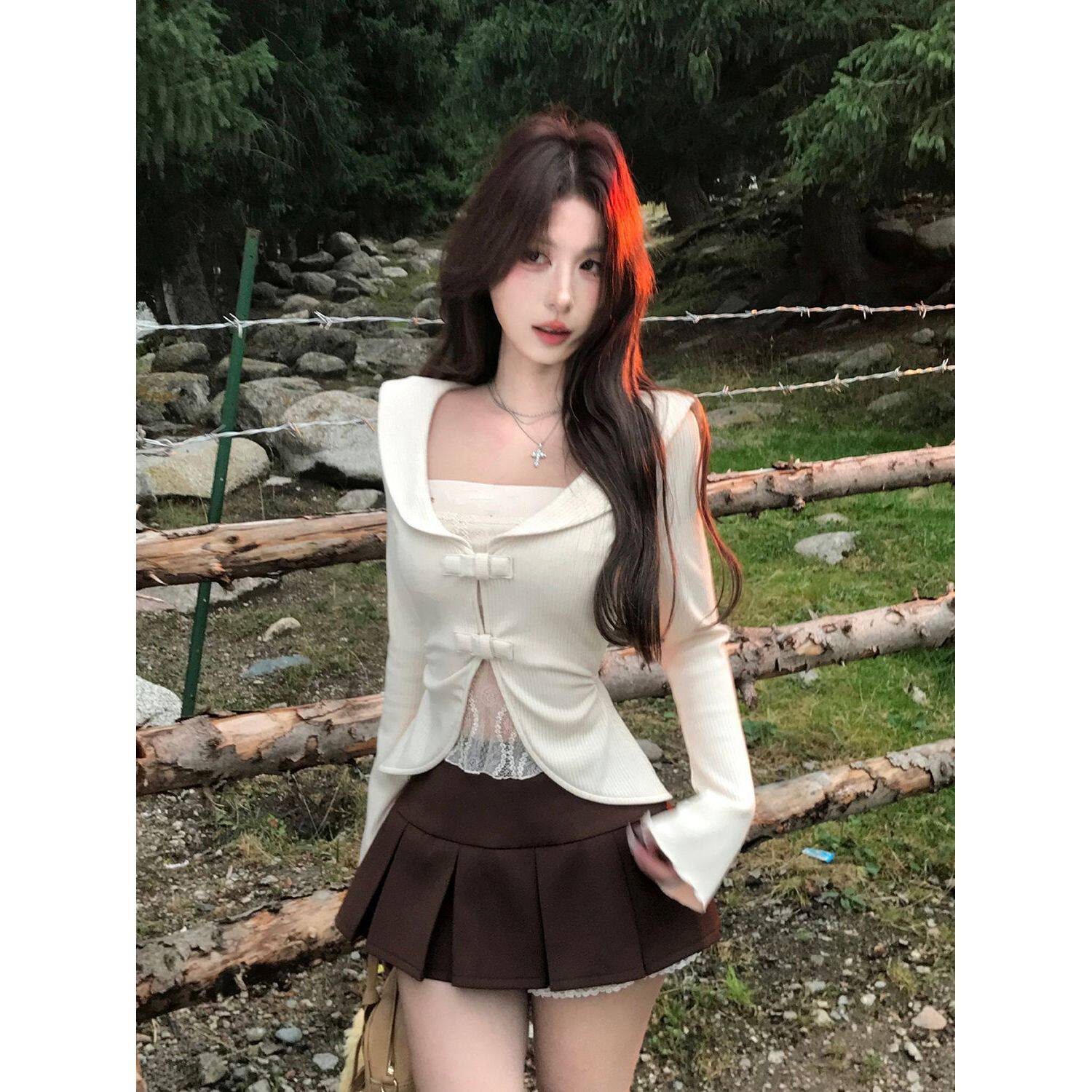 千山暮雪 设计感纯欲蕾丝针织t恤女收腰长袖上衣+半身裙两件套秋