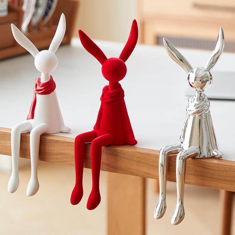 坐姿长耳兔子摆件2025新款客厅酒柜电视机玄关柜高级感小众装饰品