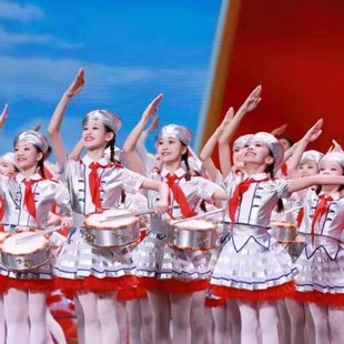 新款少先队红领巾表演服鼓号服学生升旗手服装儿童啦啦操舞蹈套服
