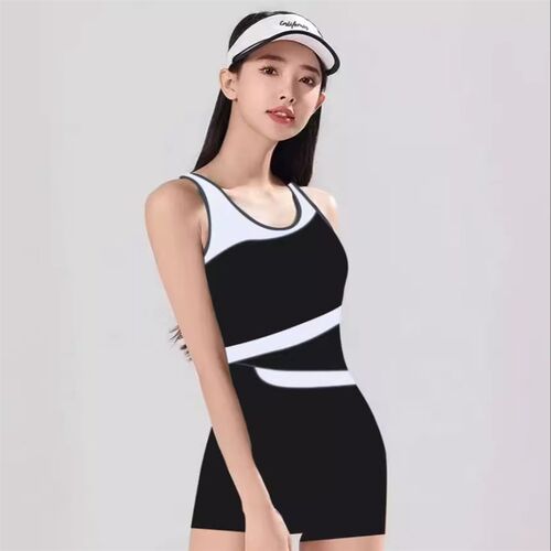 泳衣女连体2025新款保守平角大码遮肚显瘦游泳馆竞速温泉泳装