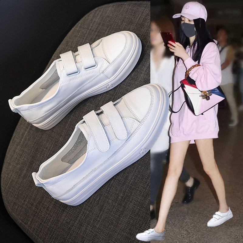 魔术贴小白鞋女2021新款春季大码女鞋4I1一43平底百搭软底浅口单