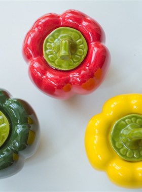 陶瓷红黄绿青椒家居摆件桌面工艺品装饰品茶储物罐小罐子礼物创意