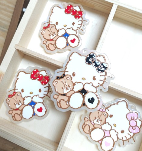 DIY卡通可爱hellokitty醋酸吊孔通孔DIY手机链包挂件钥匙扣配件