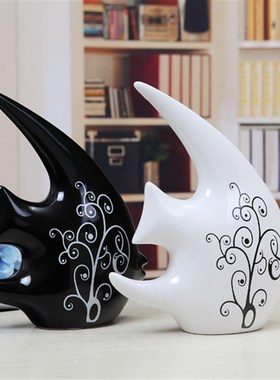 时尚家居装饰 陶瓷工艺摆件 情侣鱼燕子鱼黑白接吻鱼摆设一对包邮