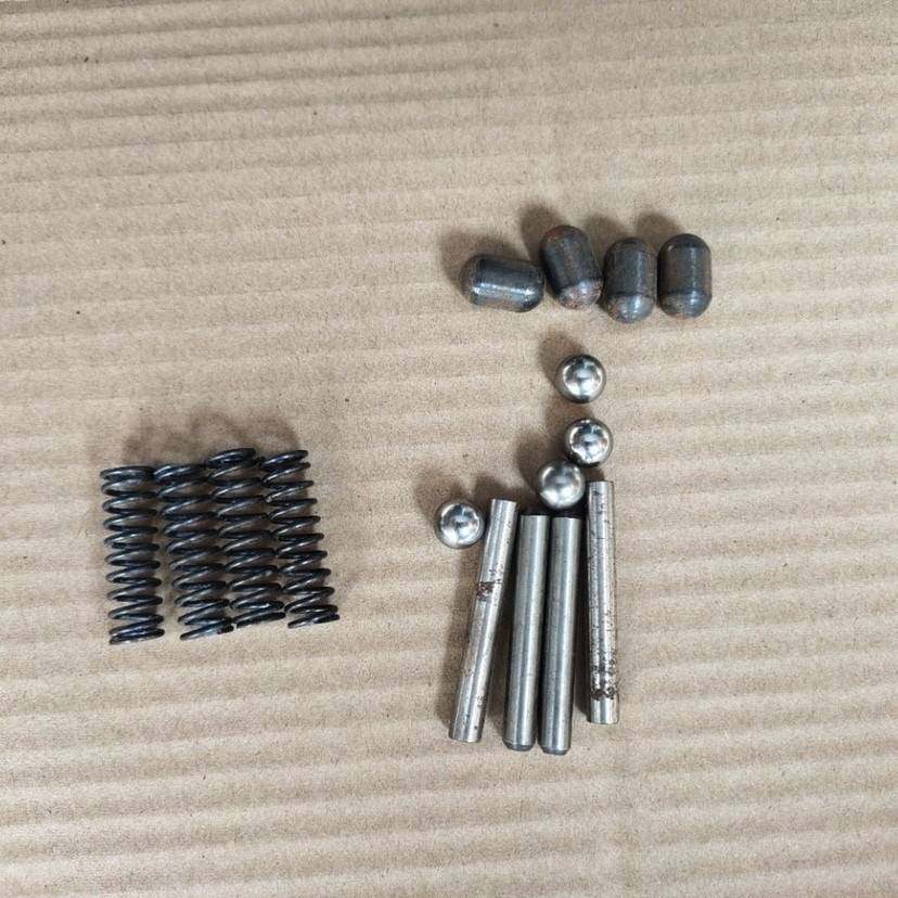 五征三轮车配件九挡十挡变速箱小件锁档螺钉 弹簧 自锁 互锁 钢球
