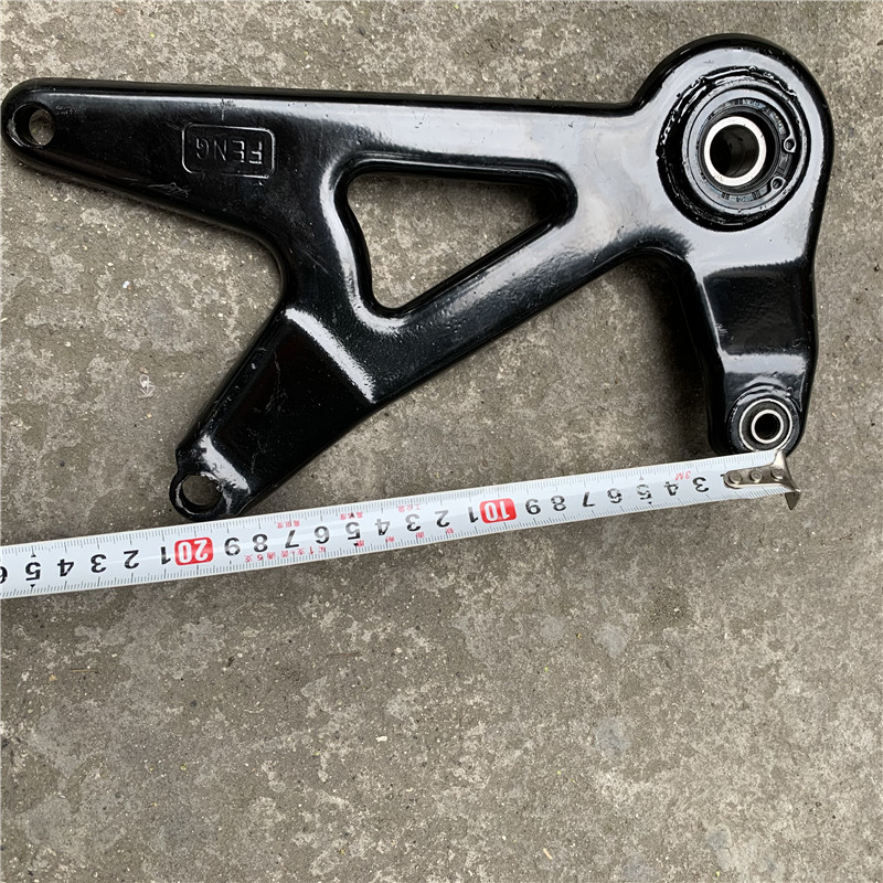 踏板助力车GY6仿福喜巧格仿gy6迅鹰鬼火125后减震支架轮毂三角板