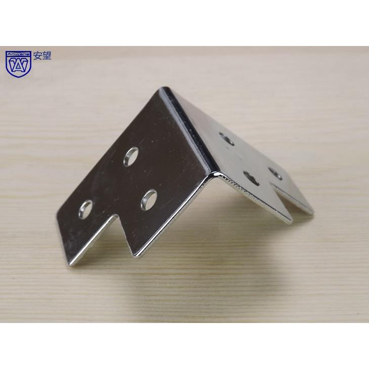 木箱004包角金属铁包角90度三角形直角加固固定角家具五金连接器