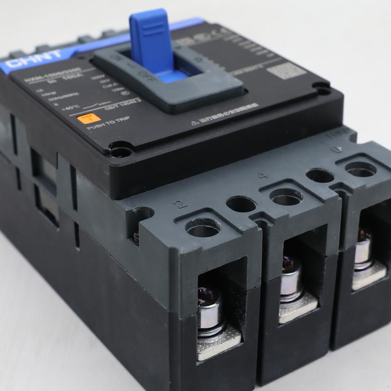 正泰塑壳断路器NXM-63A空气开关3p100A125A250A电闸三相四线空开