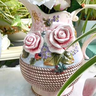 陶瓷幸福玫瑰花瓶立体雕花水罐法式雅致家居客厅玄关酒柜装饰摆件