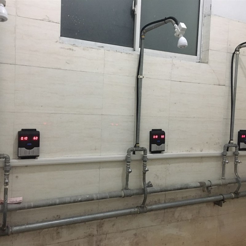 学校感应卡控水器-澡堂刷卡水控器-智能插卡水控机淋浴打卡水控器