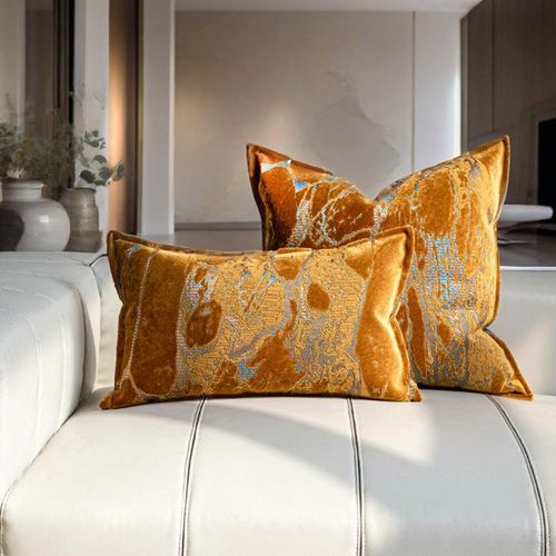 山河高端轻奢风样板间抱枕高级感黑金色靠枕沙发靠垫腰枕橙色